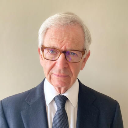 Portrait of Dr. Mark Singer